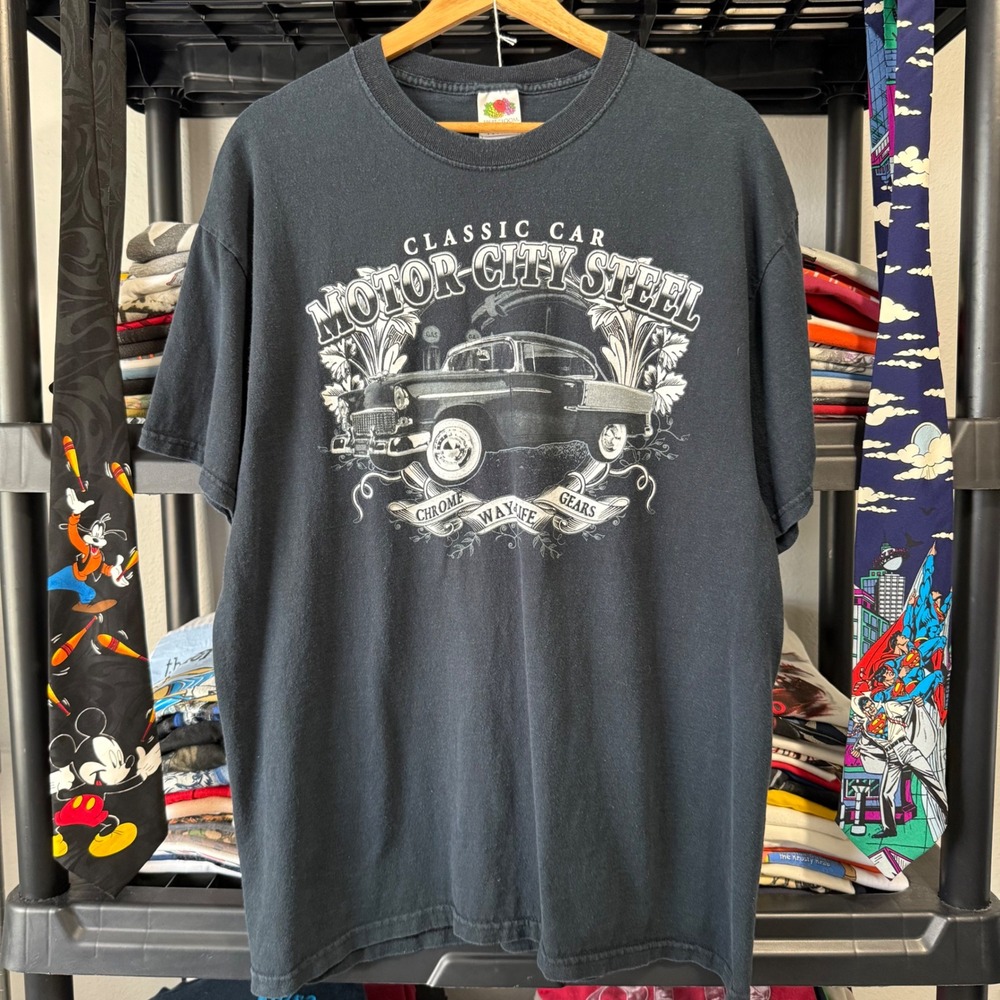 Y2K Black Motor City Steel Classic Car Graphic Tee XL Minor Thrashing